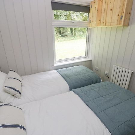 Saltwater Villa Haverfordwest Exterior photo
