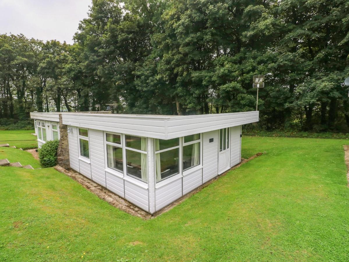 Saltwater Villa Haverfordwest Exterior photo